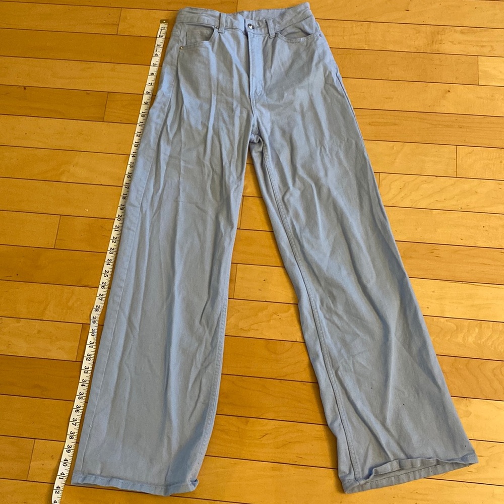 H&M baby blue jeans